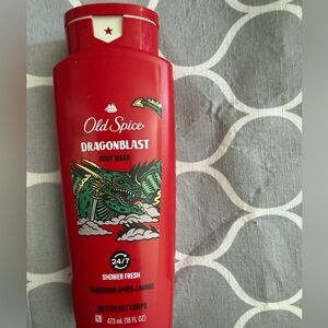 Old Spice Dragonblast Shower Gel - Bold Red